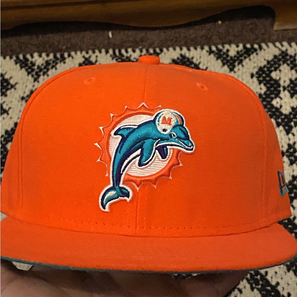 Miami Dolphins New Era size 7 1/4